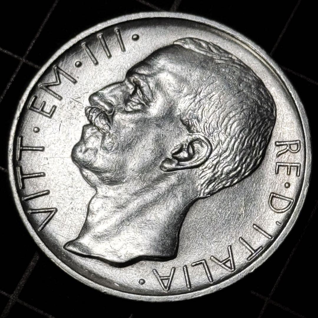 1927年 イタリア 10リラ銀貨 ほぼ未使用 本物保証