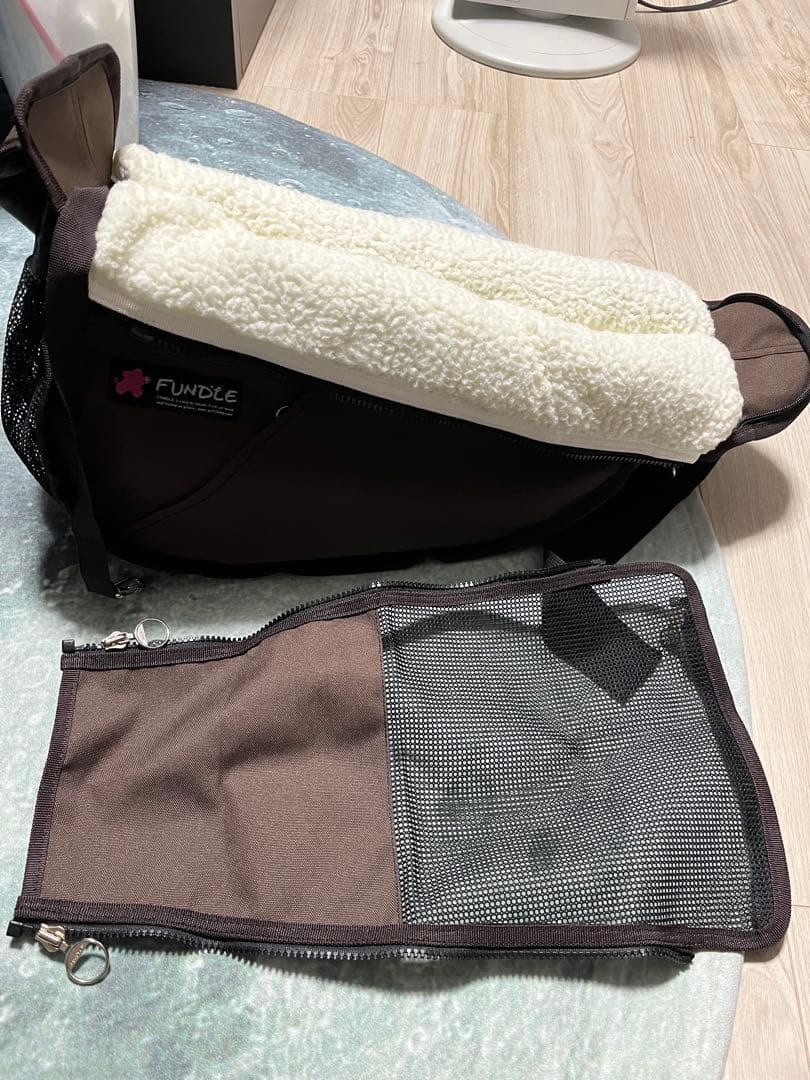 ファンドル　ペットキャリー　スリング　もこもこインナー付き