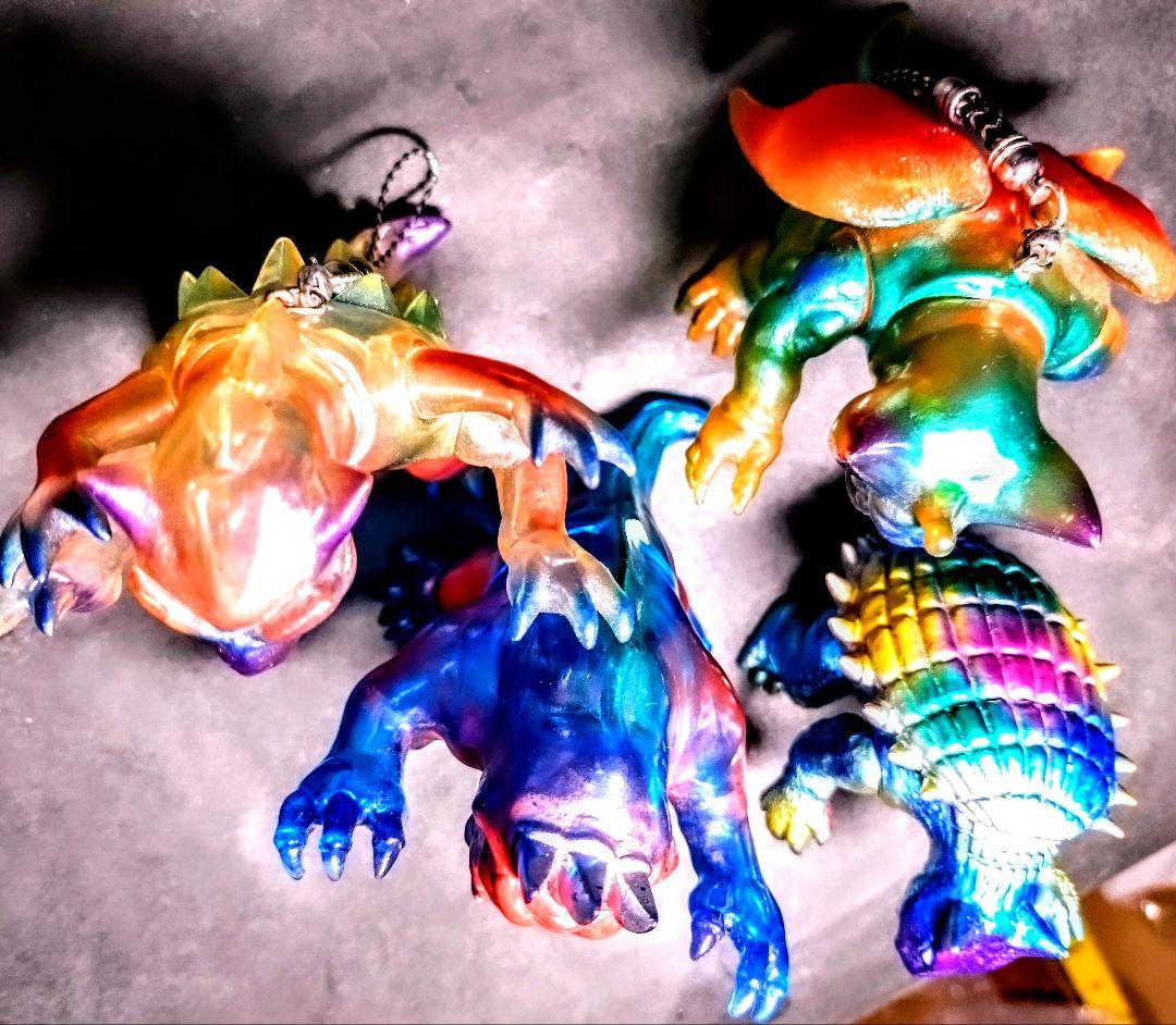 シカルナ工房。世界の怪獣、マイティ、バグン、イガール、テゴン。