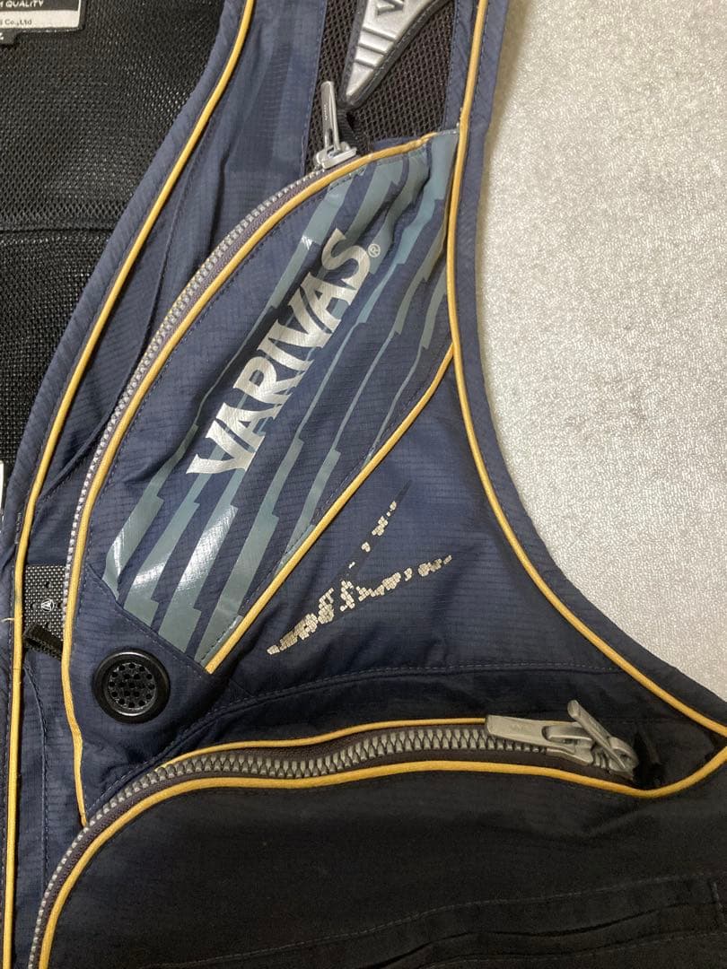 VARIVAS DRY ARMOUR 鮎ベスト