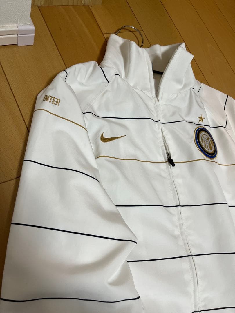 Nike インテル　トラックジャケット