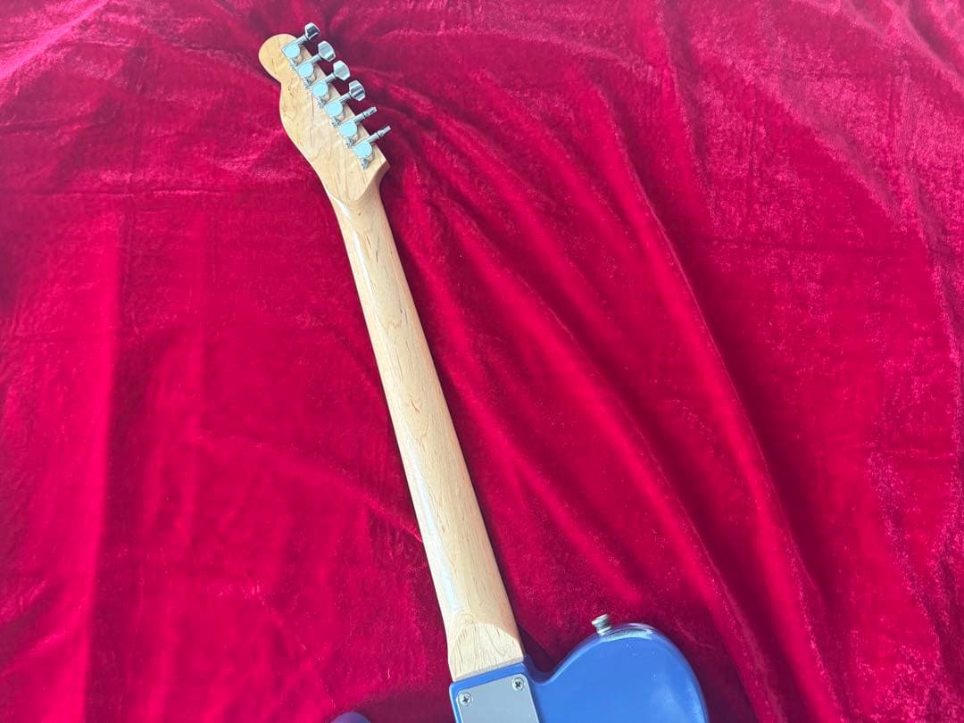 テレキャスタータイプ　マルチレイヤーカラー　ラッカーフィニッシュ　ハードレリック