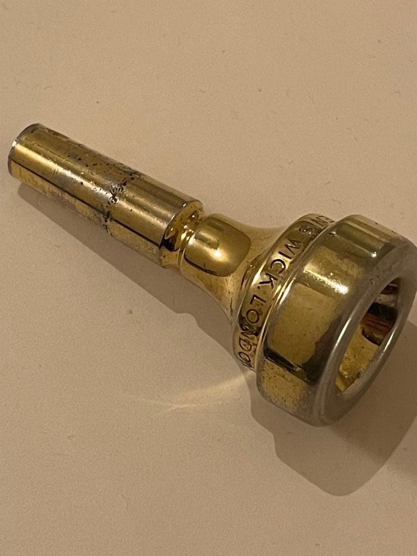 デニス・ウィック / S E♭コルネット用 マウスピース　使用感有り