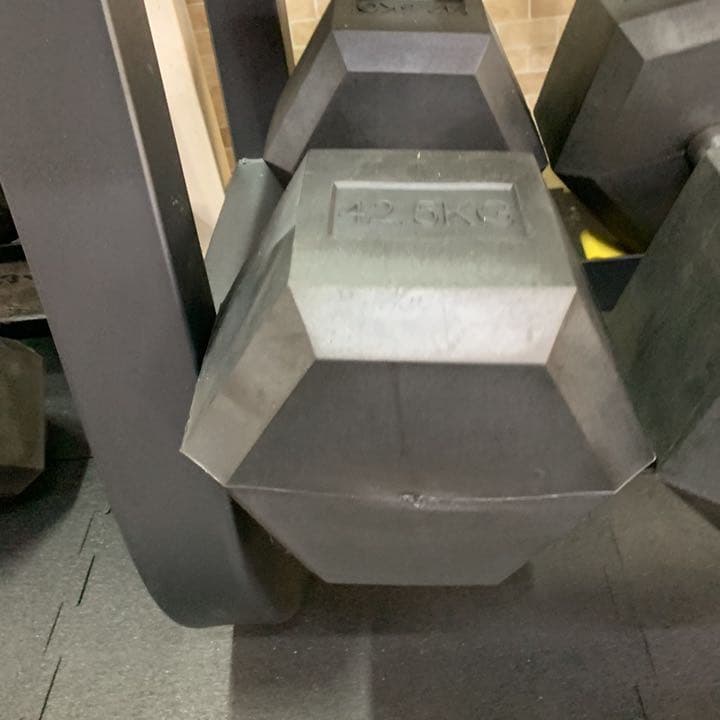 ラバーヘックス  ダンベル　　32.5kg 2個