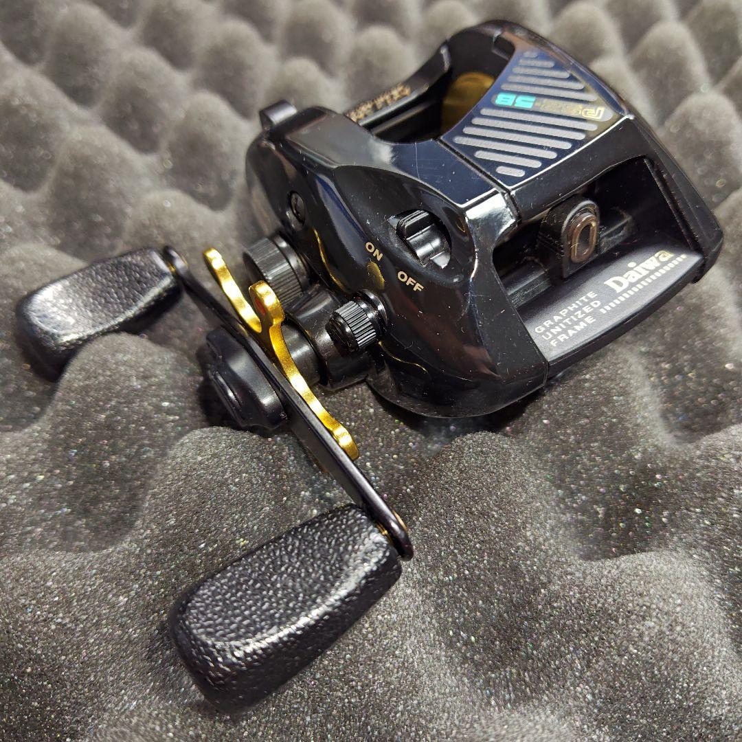 Daiwa BAITCASTING REEL PS2-5 新品未使用箱のみ無し
