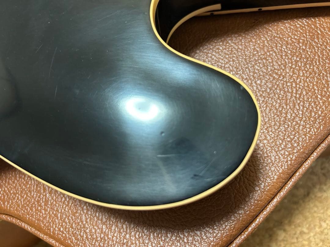 ギター ES-330 Dot VOS Ebony w/Bigsby GIBSON