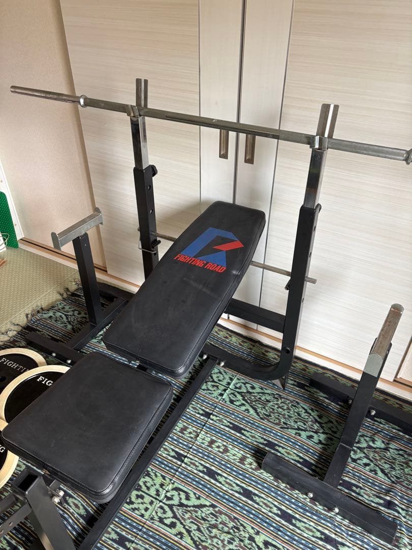 ベンチプレス　バーベル　ダンベルセット　ファイティングロード　筋トレ