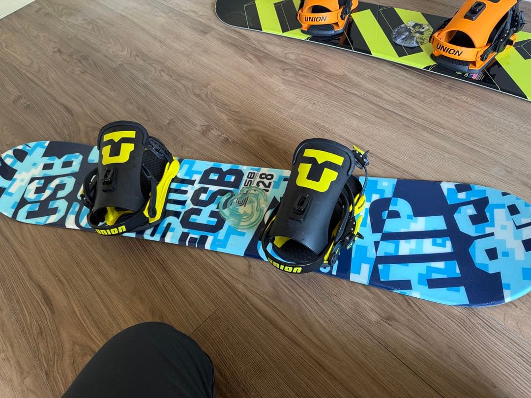 ジュニア用 スノーボード 128cm＋UNION Mサイズ ビンディング セット