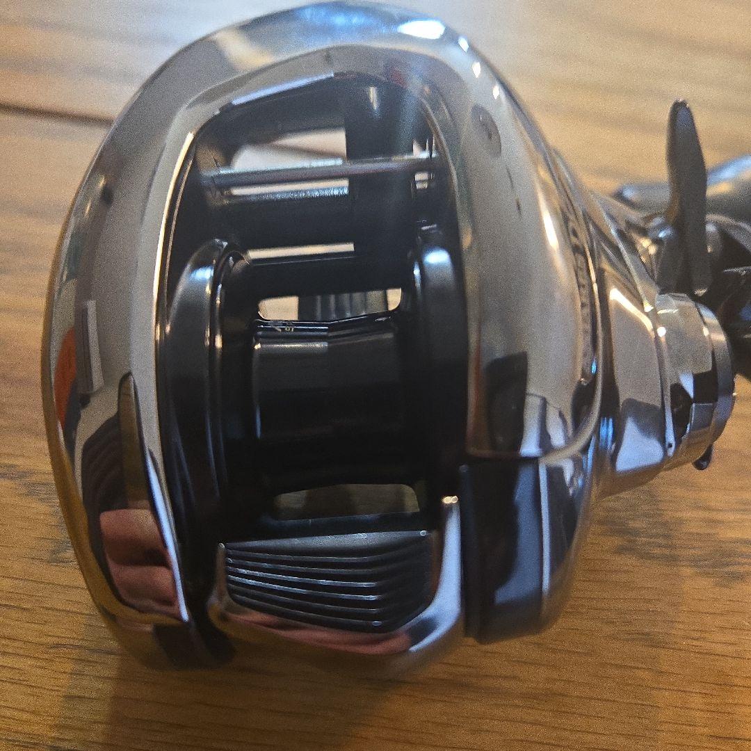 ANTARES DC XG ベイトリール シルバー