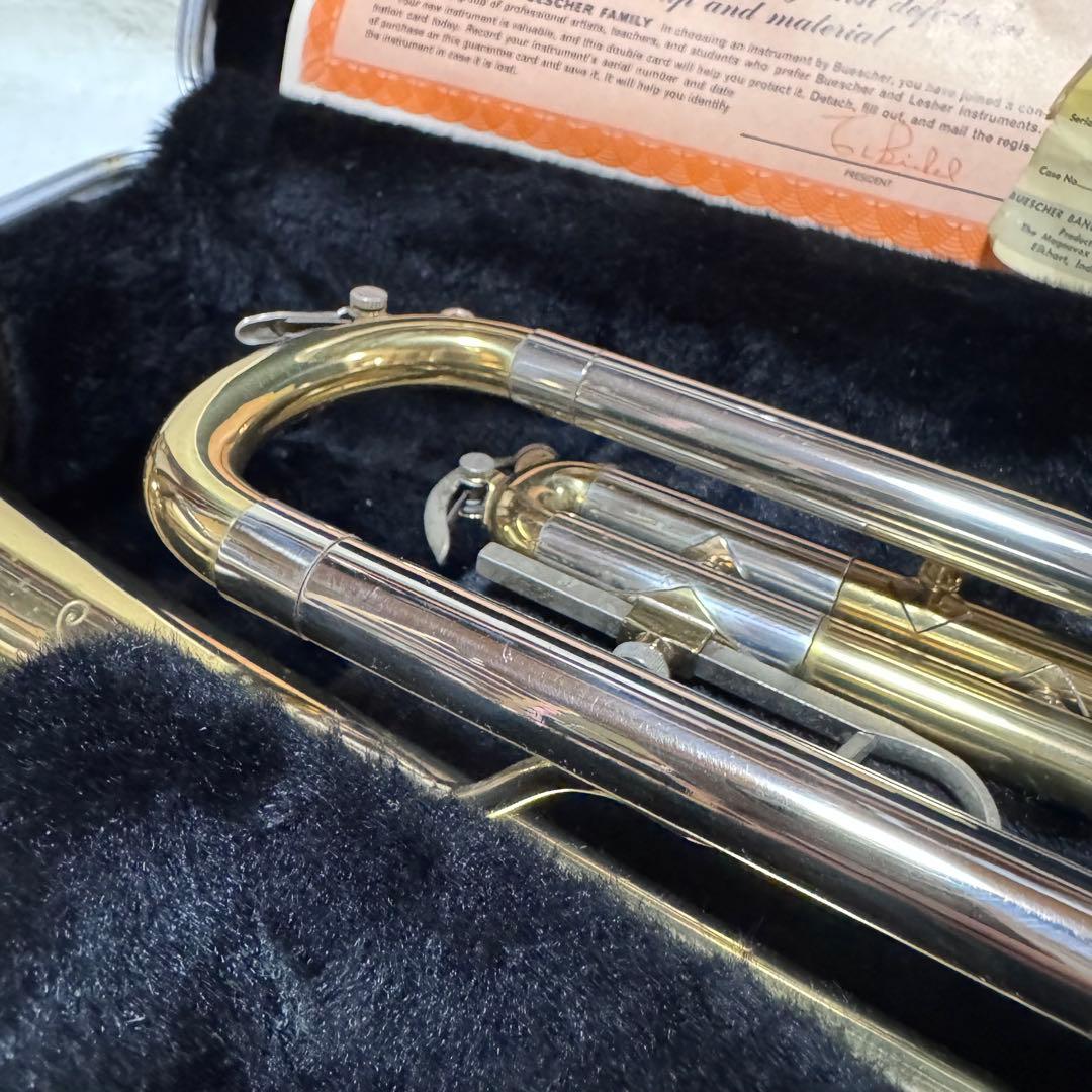 Buescher 930 トランペット 本体 ケース付き B5070 ゴールド
