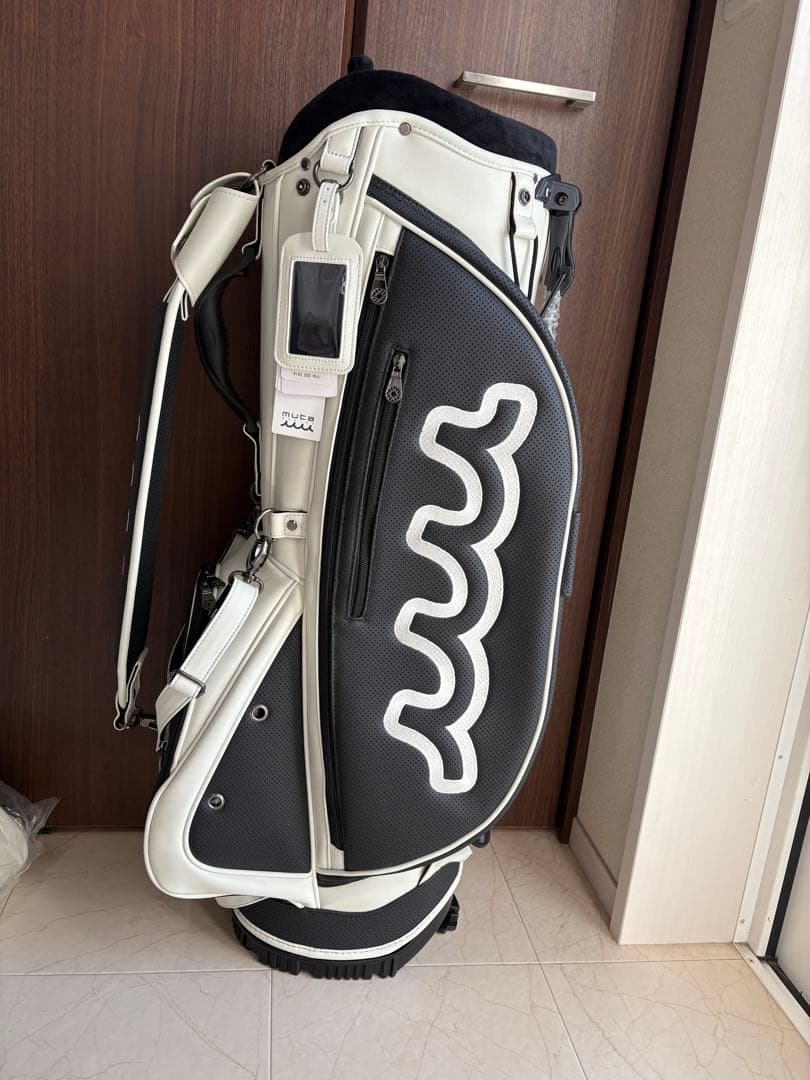 muta ムータマリンゴルフ　キャディバッグ ブラック・ホワイト　新品未使用
