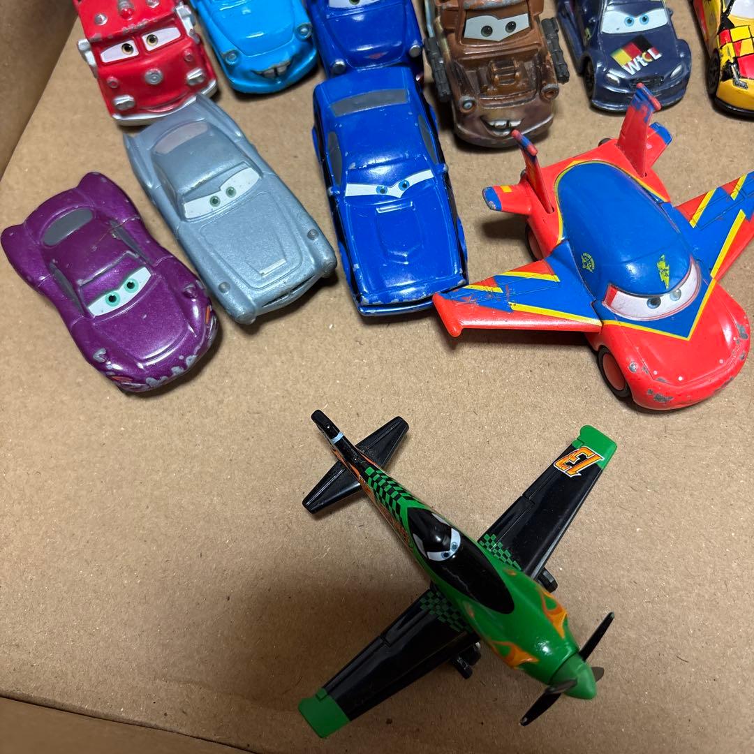 だ*け様 トミカ カーズ ミニカーセット 33台　他おまけ付