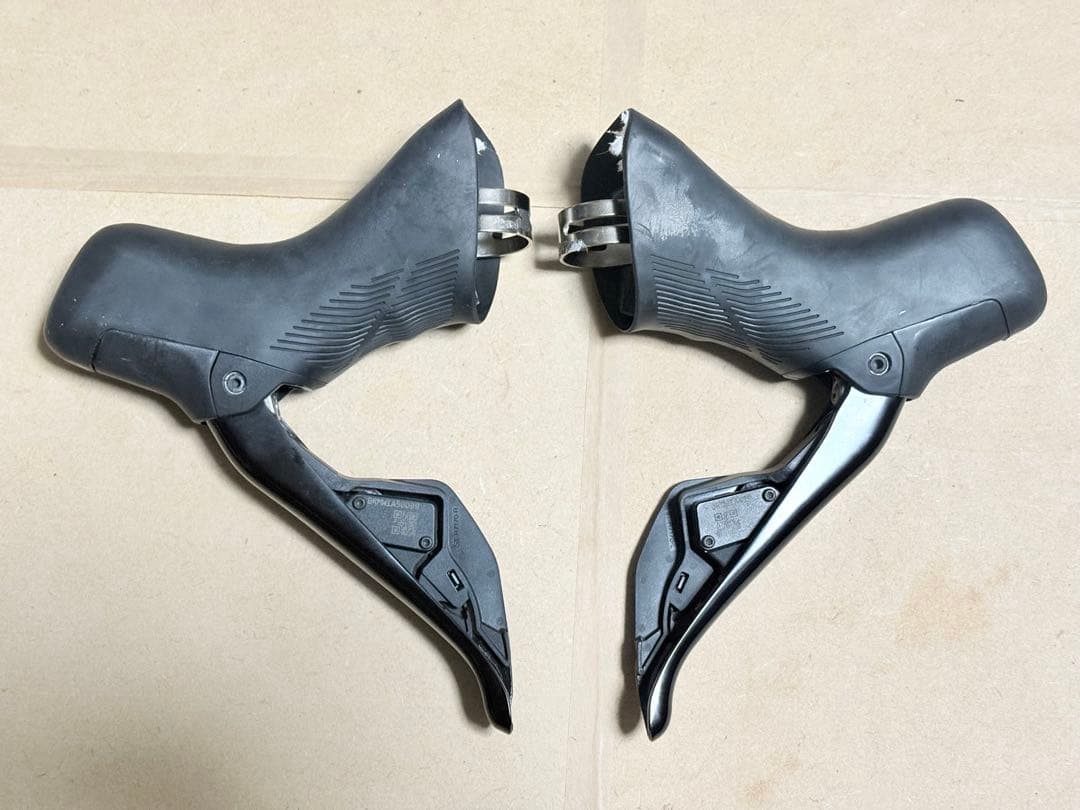 週末セール中 SHIMANO 105 DI2 12S R7100系