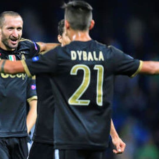 【匿名配送】【入手困難】15 16　ユベントス　黒　金　ユーベ　ユニホーム