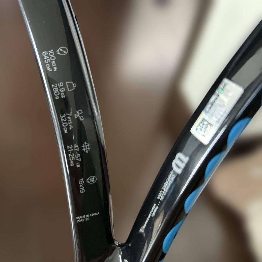 WILSON ULTRA 100L VERSION 3.0 テニスラケット