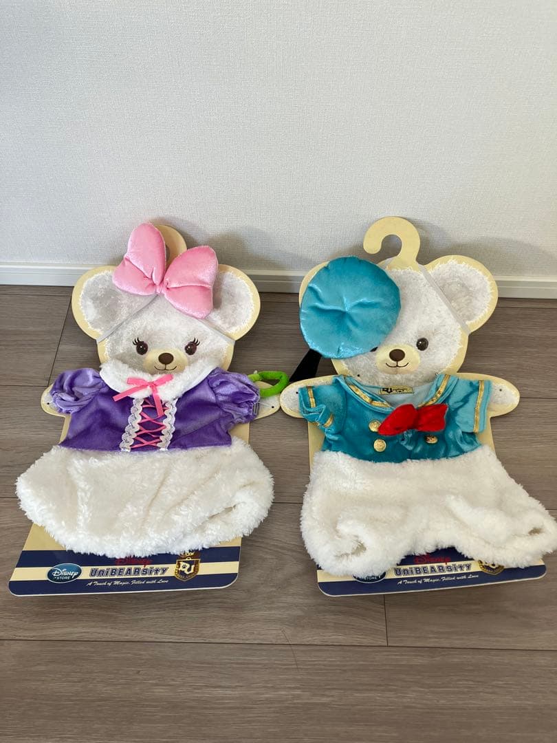 新品UniBEARsity ユニベア　コスチューム　ドナルド・デイジー2体セット