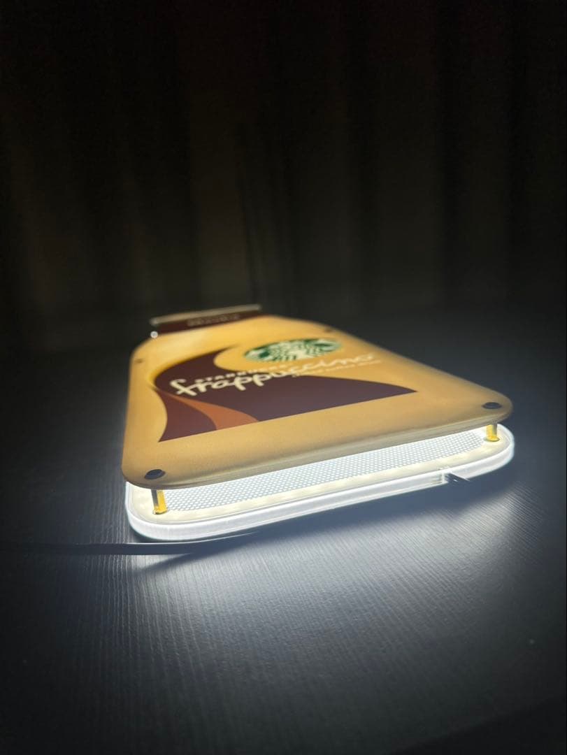 スターバックス　電光　看板　フラペチーノ