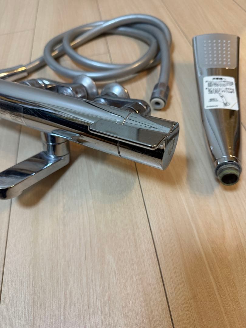 TOTO サーモスタット混合水栓 TBV03401J1 シャワーヘッドホース付き