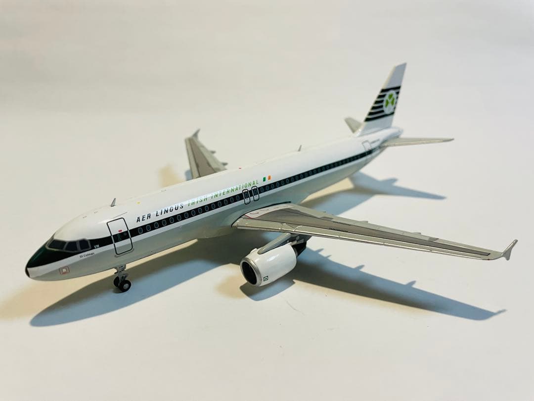 エアリンガス AIRBUS A320 1/200 航空模型