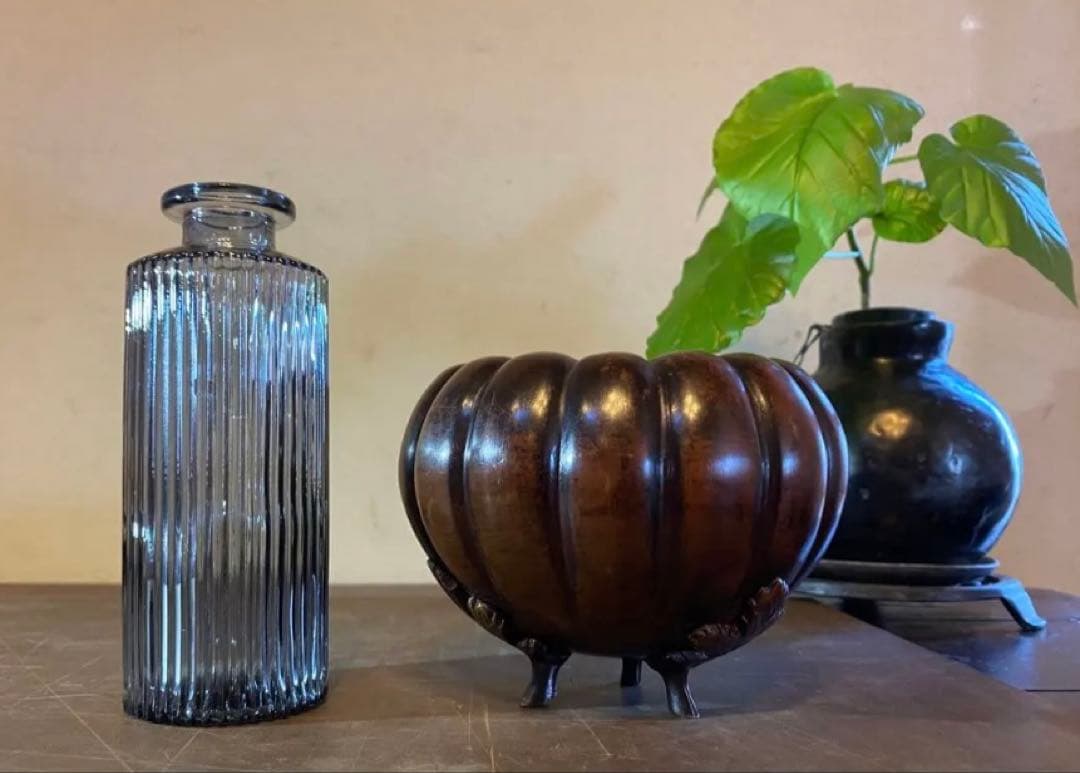 美品　精銅製カボチャ型3足香炉　ミニ色ガラスボトル付　２点セット アンティーク