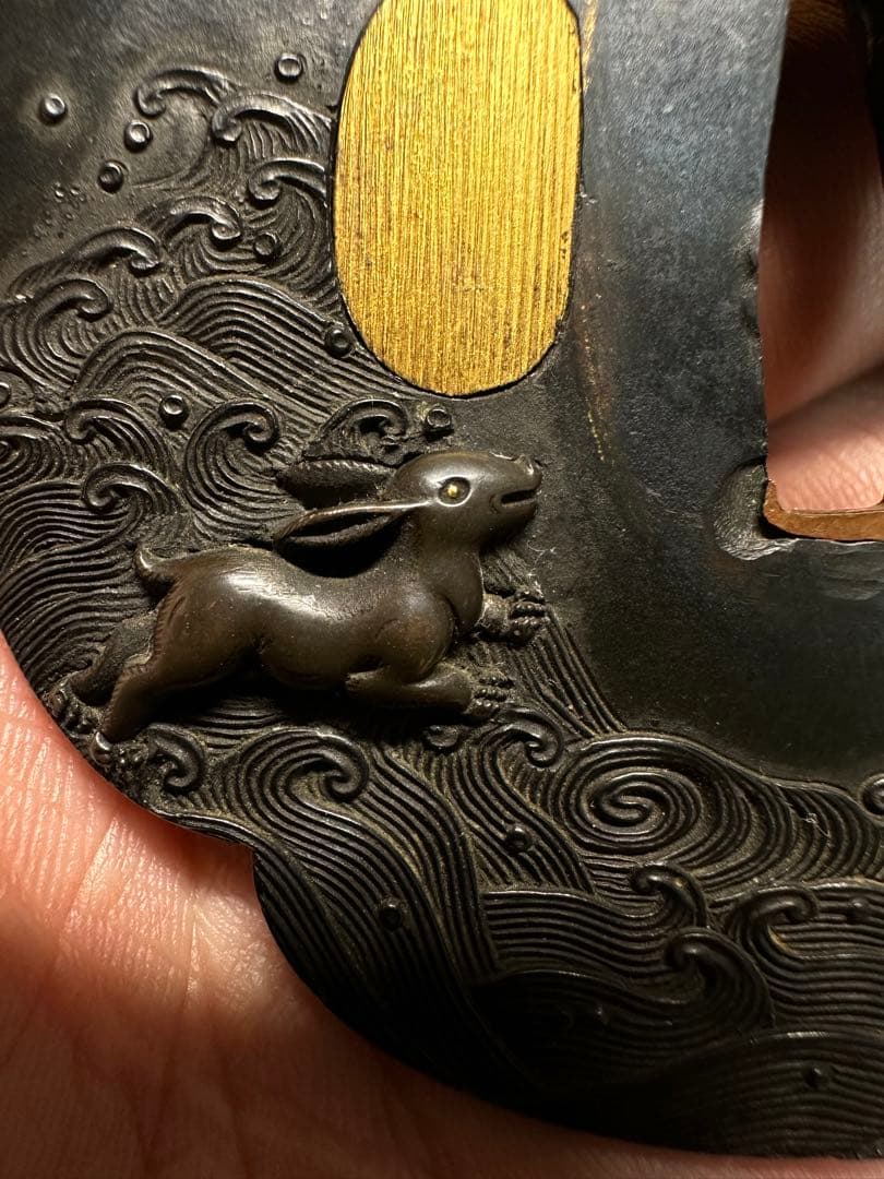 赤銅　鍔　つば　武具　象嵌　波兎　獅子牡丹　江戸時代　骨董古美術