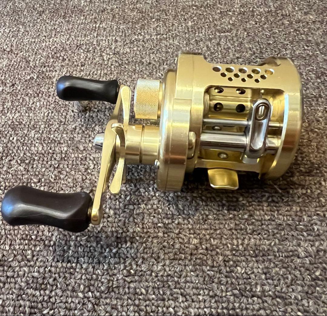 シマノ SHIMANO 00 カルカッタ コンクエスト200