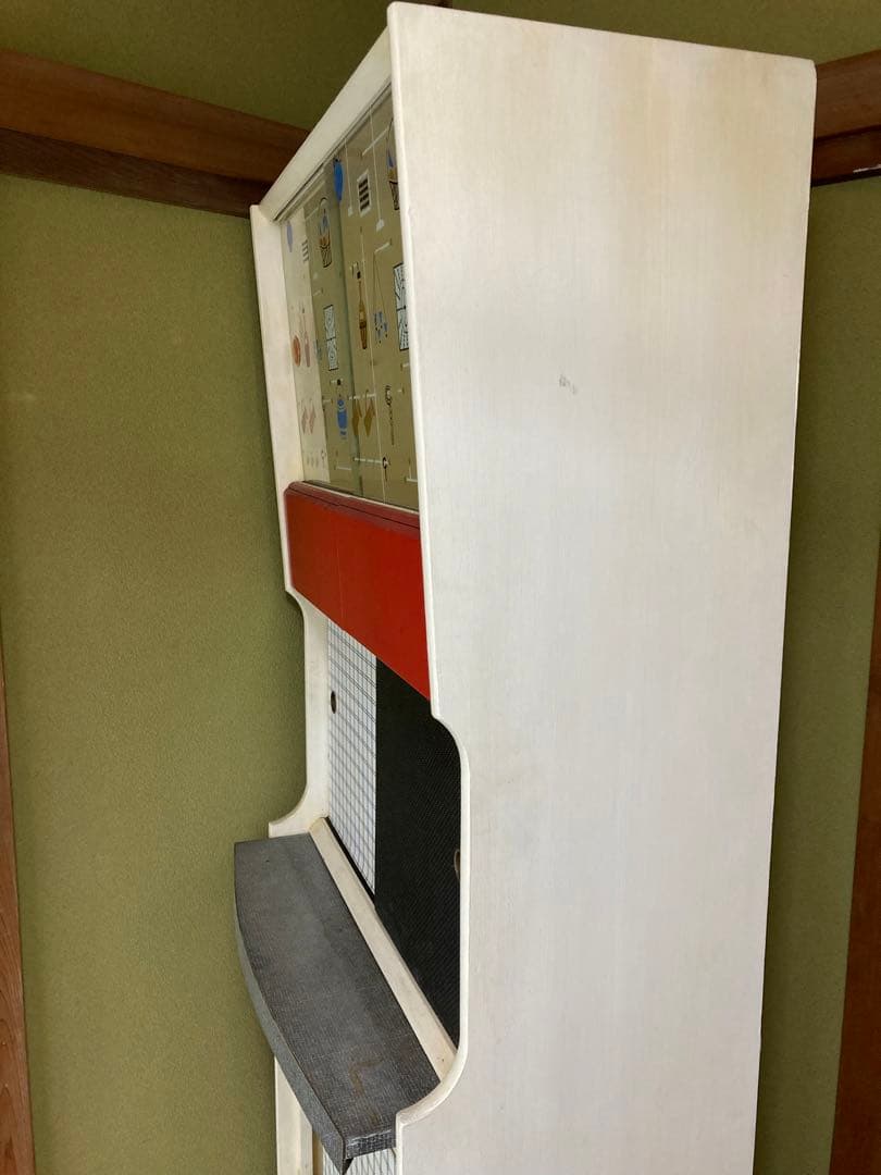 アンティーク　食器棚　カップボード