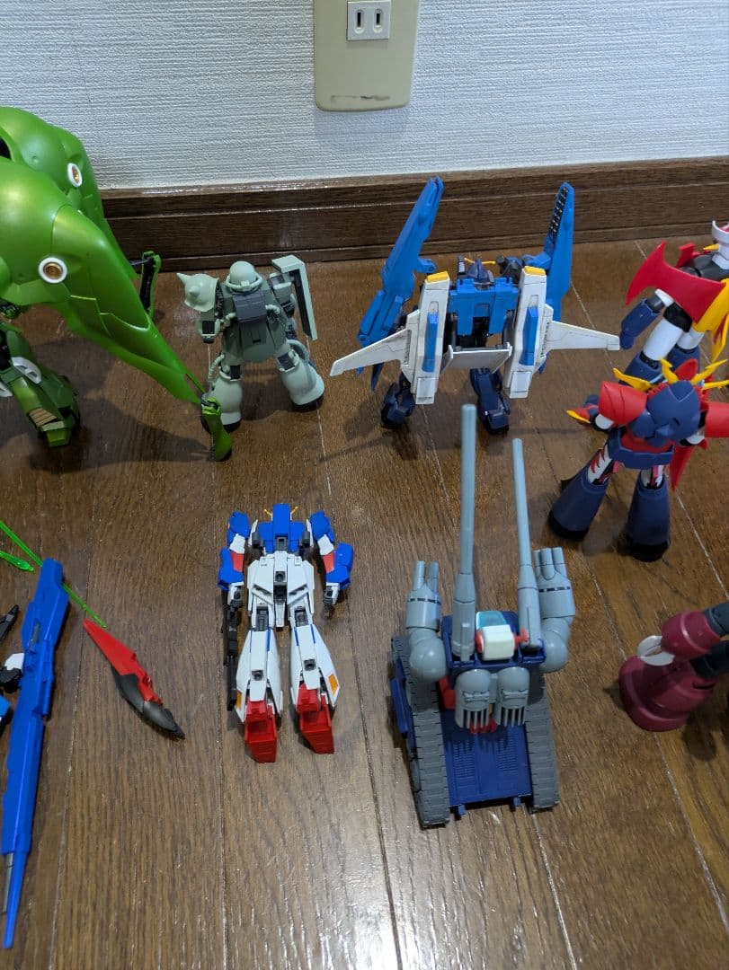 プラモデル ガンダム　ガンプラ　HG 他　スーパーロボット　ジャンク　武器