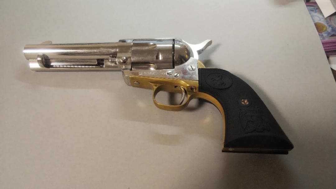 タナカ　コルトSAA　真鍮トリガーガード、バックストラップ換装ver