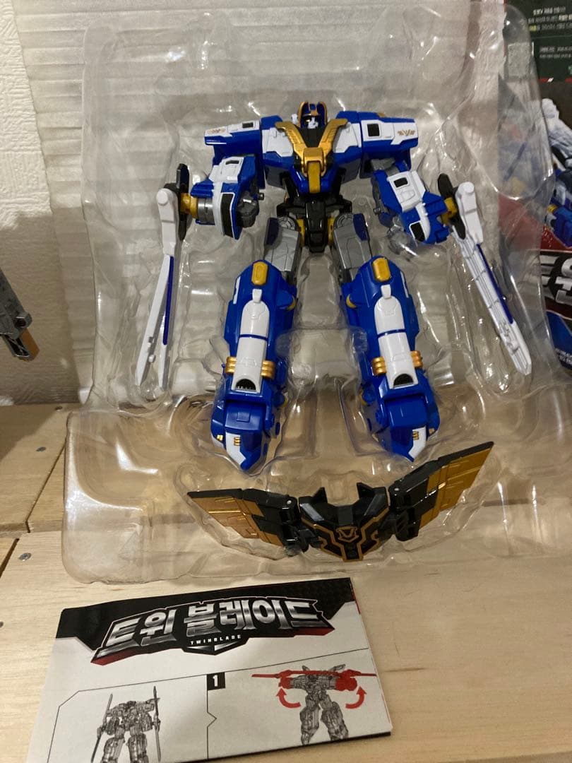 トボットV ギガントセイバー セット