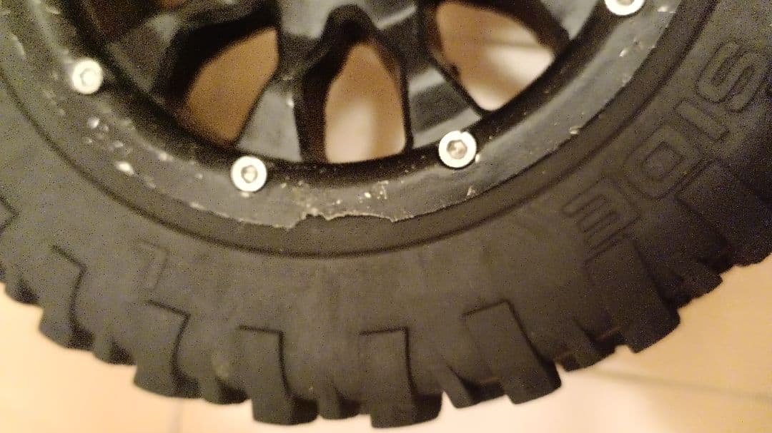 1/5スケールBAJA系 アルミホイール付きタイヤ4セットと未使用タイヤ4本