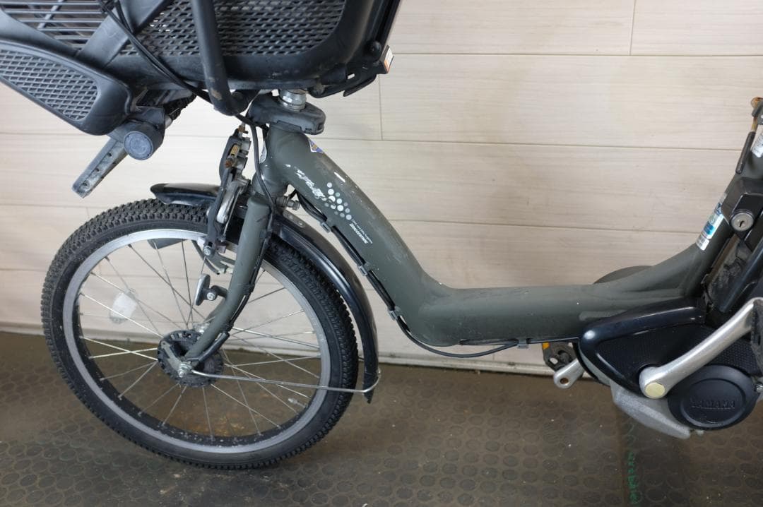 電動自転車BS アンジェリーノ　20インチ　3段　8.7Ah（4点灯）充電器あり