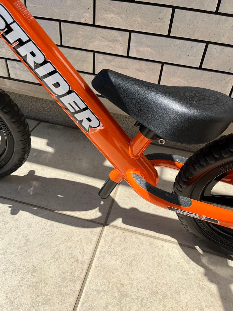 STRIDER ストライダー スポーツ モデル 日本正規品 オレンジ 12インチ