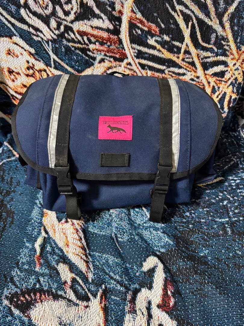 アクセサリー SWIFT INDUSTRIES ZEITGEIST bluelug