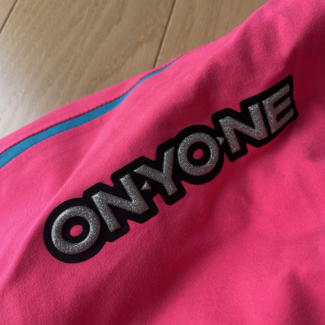オンヨネ　ONYONE スキーウェア　デモチーム　サイズL 中古