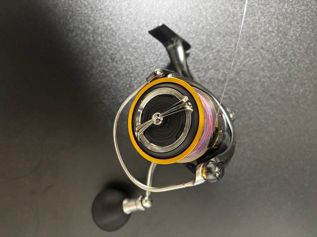 ダイワ　１８ブラストLT5000D-CXH スピニングリール