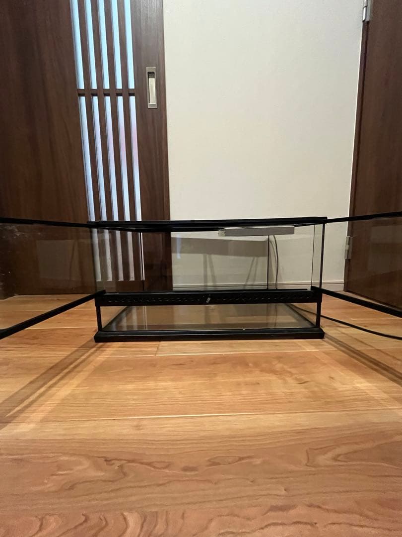 【直接渡限定】グラステラリウム6030 暖突M設置済 レプタイルヒートM付き