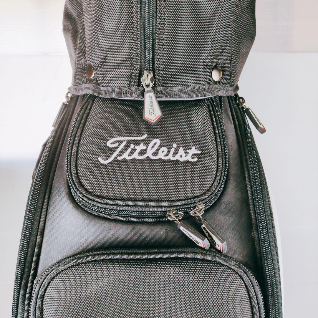 Titleist スタンド式キャディバッグ ホワイト/ブラック