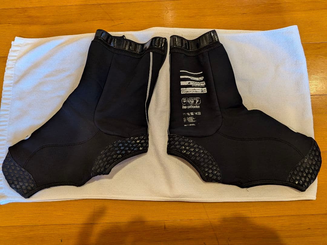 ✨アソス シューズカバー hugu BOOTIE WINTER PLUS 7