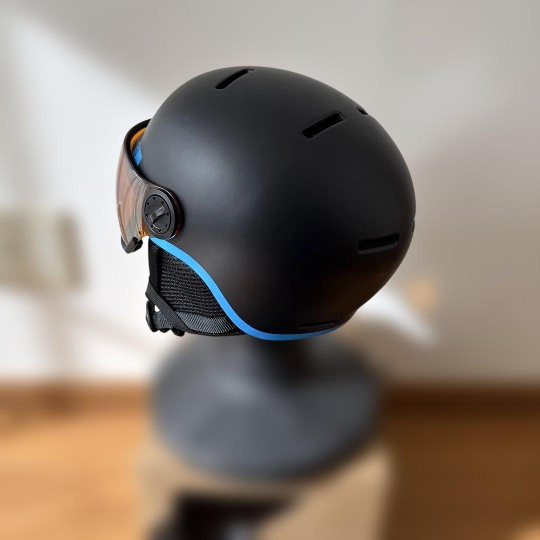 USED!salomon スキーヘルメット　キッズ Mサイズ