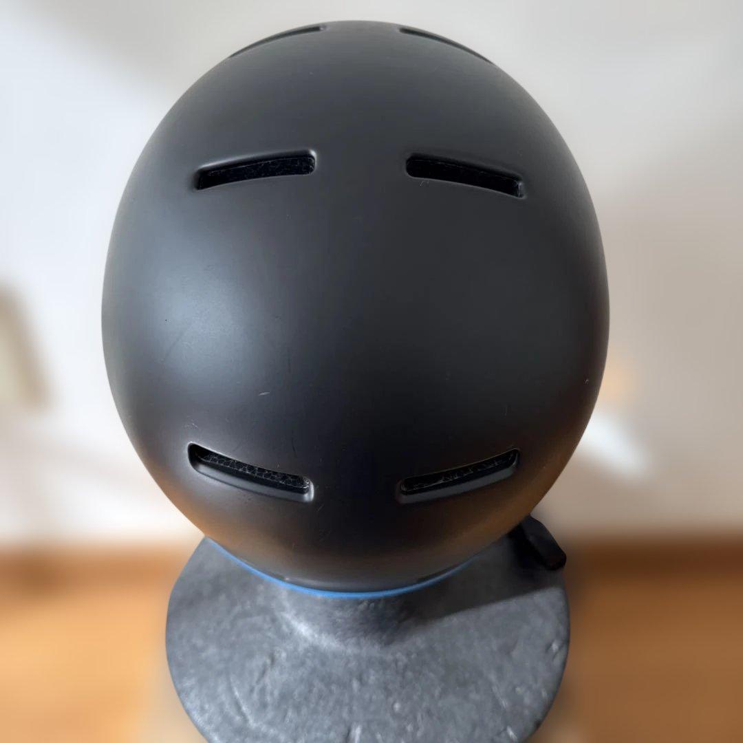 USED!salomon スキーヘルメット　キッズ Mサイズ