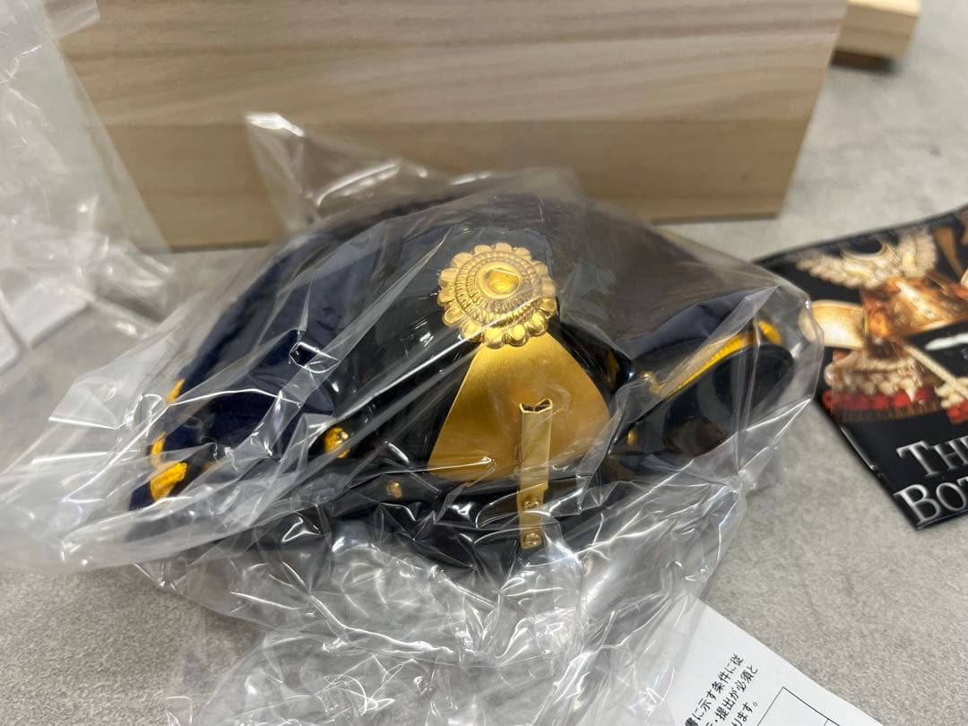 未使用品 サムライボトル兜 ボトルキャップ 「伊達政宗」 戦国時代 英雄 桐箱