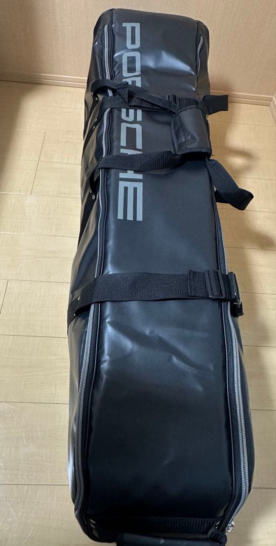 【新品未使用】*値下*ポルシェ ゴルフ トラベルバッグ 正規店購入
