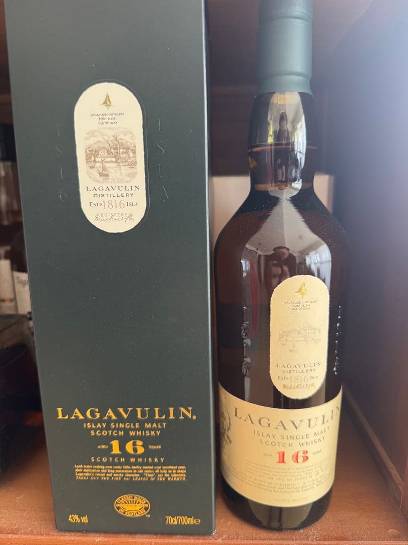 Lagavulin 16年 700ml 43% 価格調整済み