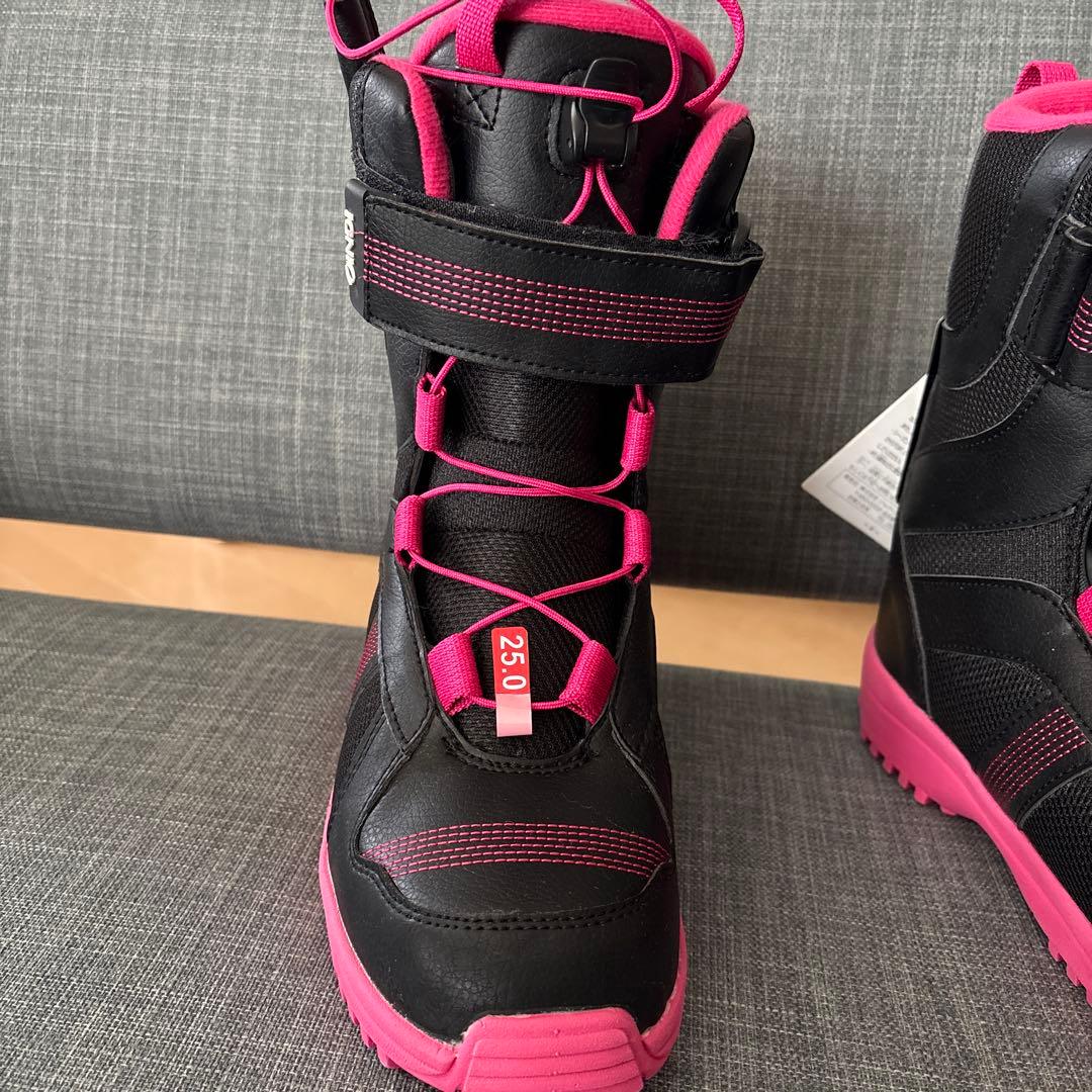 新品未使用　IGNIO スノーボードブーツ 25㎝　ブラック/ピンク　送料込み