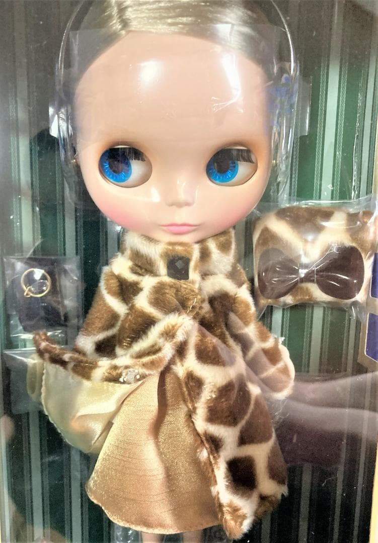 新品・未使用！Blytheshop限定　ネオブライス　カプチーノチャット♪