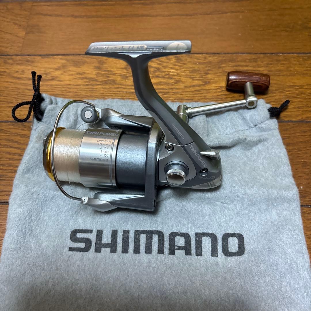 SHIMANO TWIN POWER 3000 スピニングリール