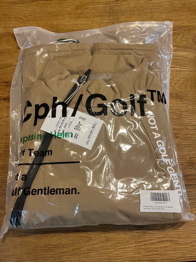キャプテンズヘルムゴルフ　ダウンベスト