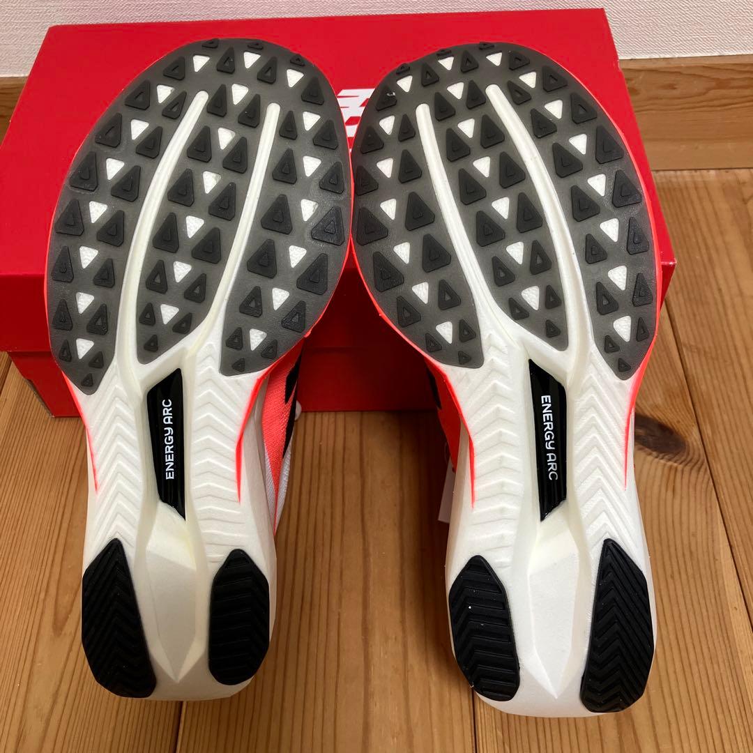 スパイク・シューズ NewBlance Fuelcell Supercomp Elite V5