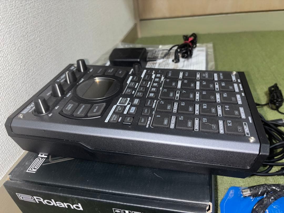 新品同様 Roland SP-404MKII サンプラー MK2 ローランド